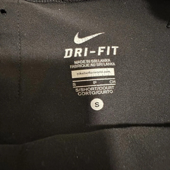 Nike Dri-Fit Flared Leggings in Size Small Short Black - Picture 3 of 6